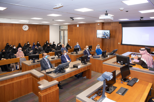 group of seniors and junior managers