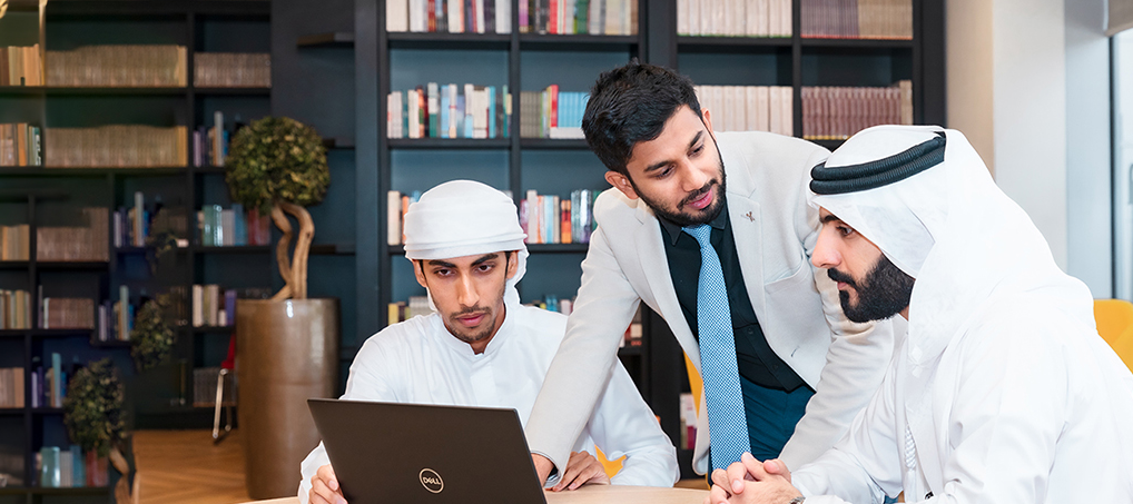 جامعة الإمارات العربية المتحدة بإنشاء مركز التعليم المستمر