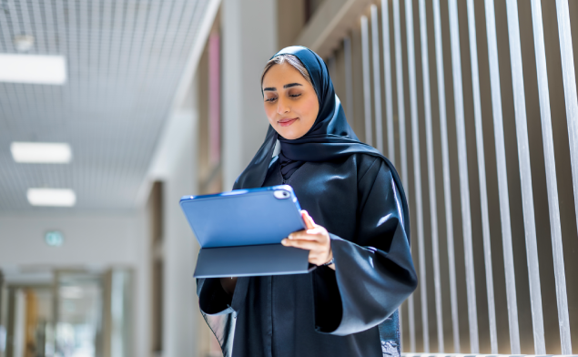  القبول والتسجيل والرسوم الدراسية 