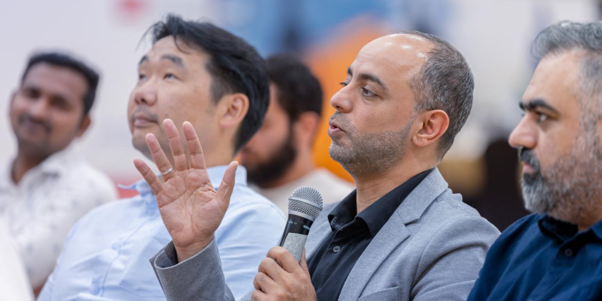 جامعة الإمارات تناقش "الذكاء الاصطناعي.. من الاستراتيجية إلى التطبيق" ضمن مبادرة "نقاشات أكاديمية"