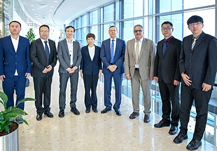 UAEU CIT hosts a delegat